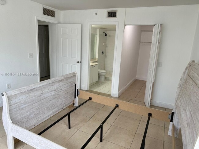 Building Photo - 15422 SW 284th St