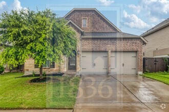 Building Photo - 308 Lacey Oak Lp