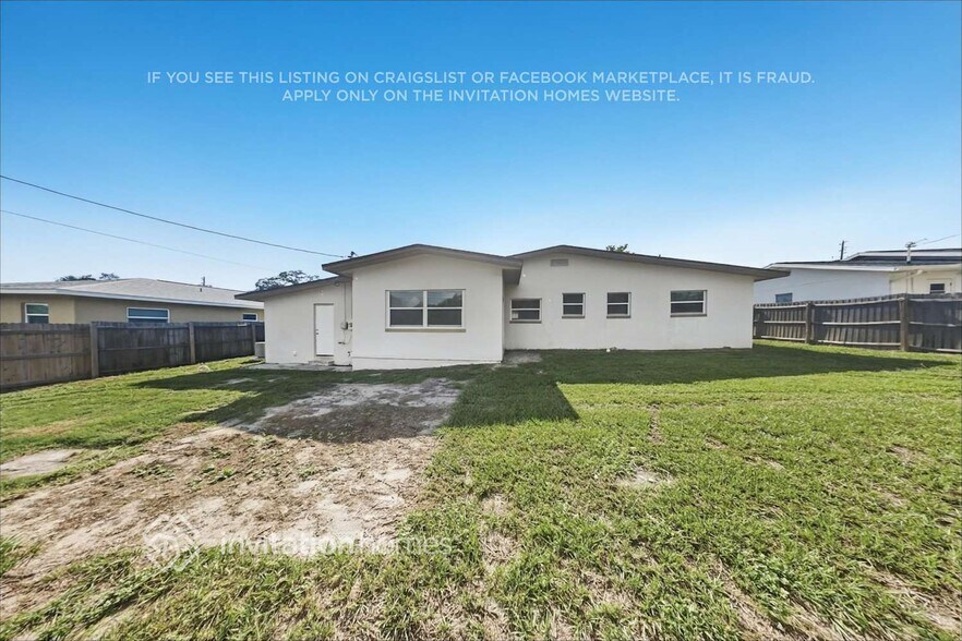 Building Photo - 1063 Indian Rocks Rd