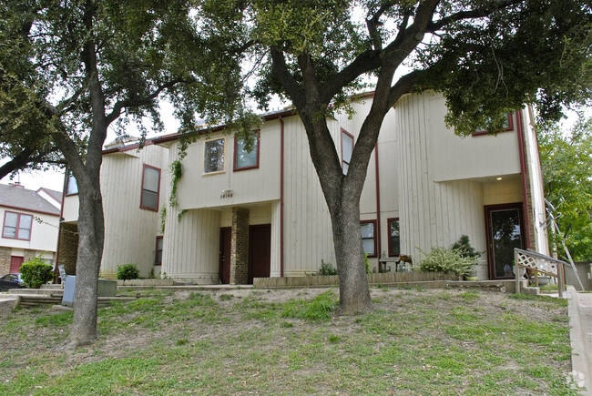 Building Photo - Northwood Square Condominiums