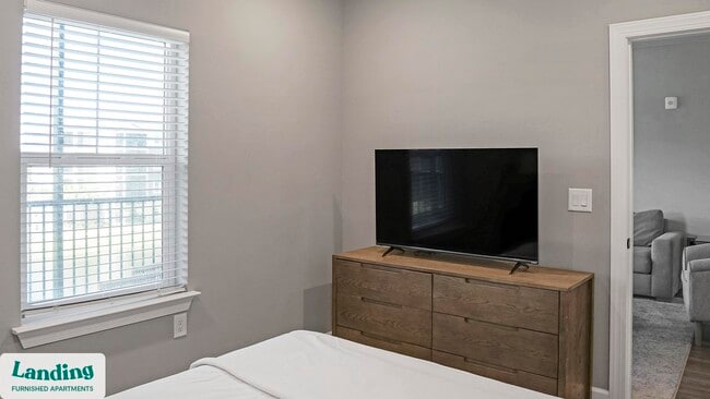 Building Photo - 3050 Steeple Cir