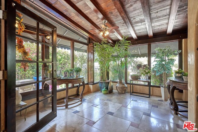 Building Photo - 424 N Arden Blvd