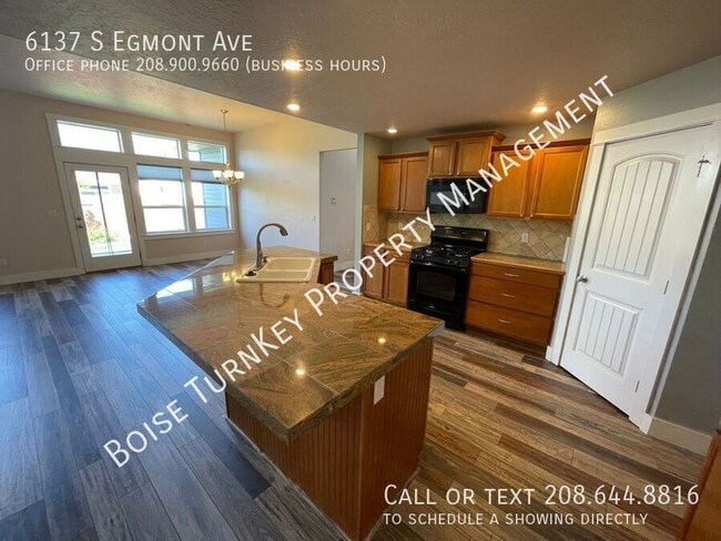 Building Photo - 6137 S Egmont Ave