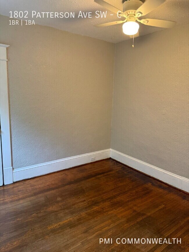 Building Photo - 1802 Patterson Ave SW