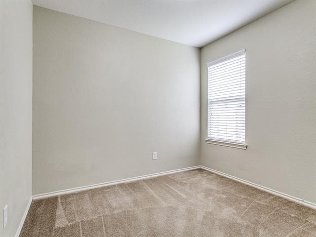 Building Photo - 430 Paddock Ln