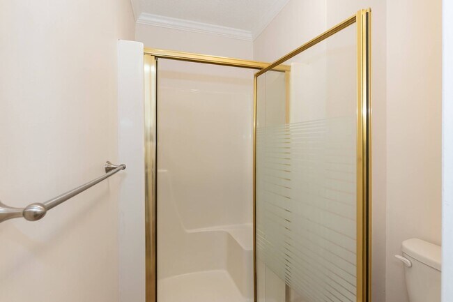 Building Photo - Fully Renovated 2BR Townhome-Style Condo – Available Now!