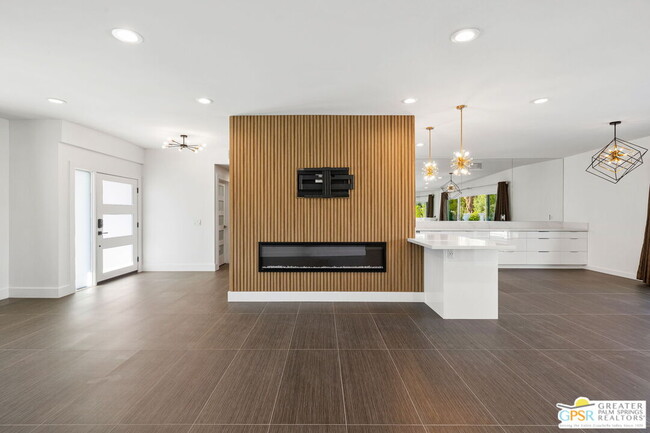 Building Photo - 73552 Feather Trail