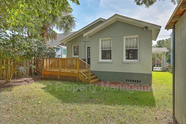 Building Photo - 831 Rutledge Ave