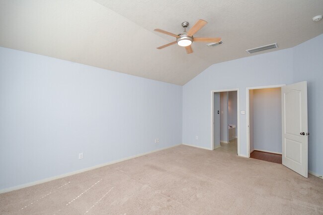 Building Photo - 3807 Belmont Turn
