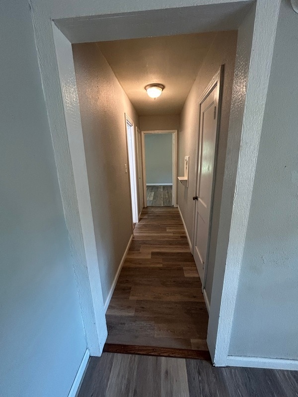 Building Photo - 614 Hickory