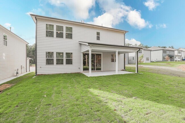 Building Photo - 131 Vivian Ln