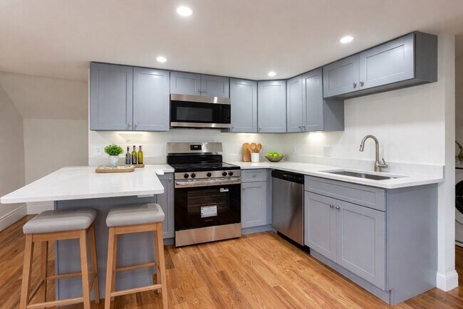 Building Photo - 0 Newbury Ave