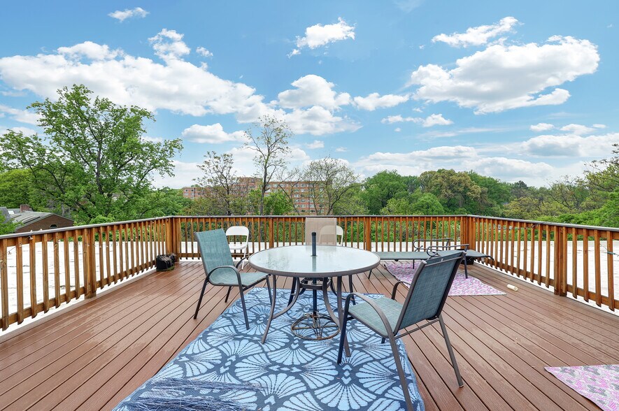 Building Photo - 2711 Ordway St NW