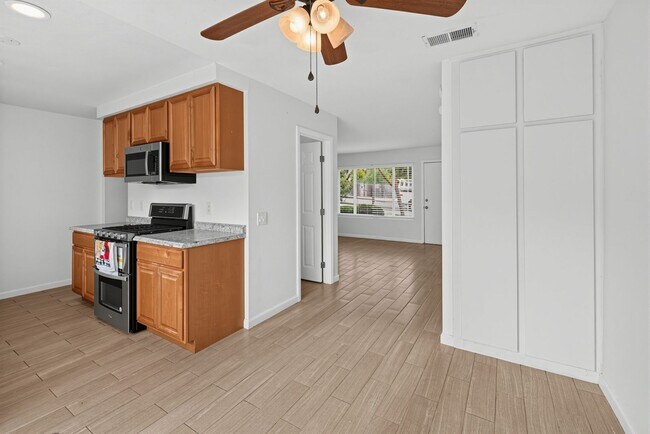Building Photo - 3685 Water Way