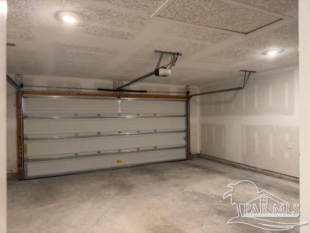 Building Photo - 7416 Oak Lake Blvd