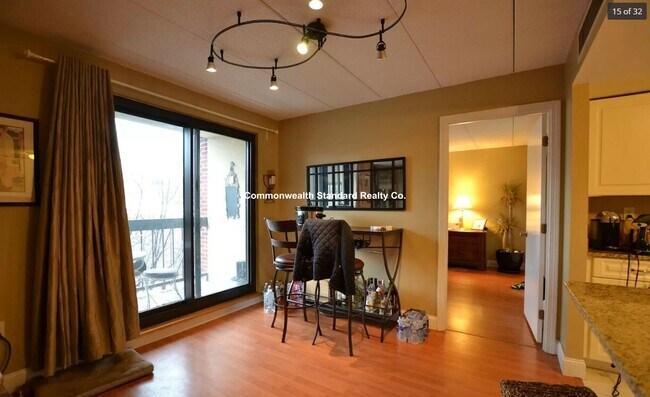 Building Photo - 85 Brainerd Rd