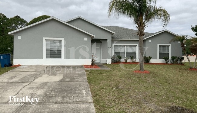 Building Photo - 2242 Mantilla Ave SE