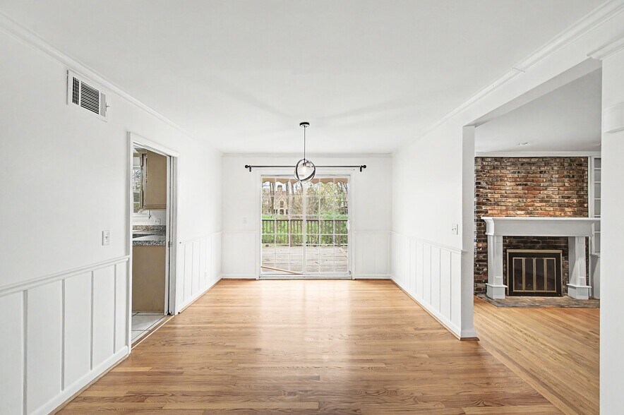 Building Photo - 3529 Trimble Rd