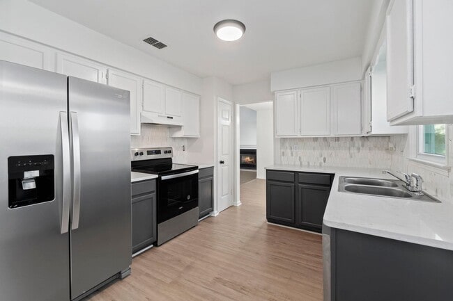 Building Photo - Ocean Lakes