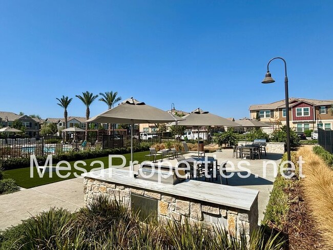 Building Photo - 4240 S Laguna Ave