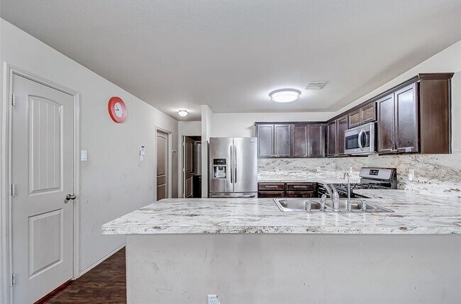 Building Photo - 20351 Louetta Reach Dr