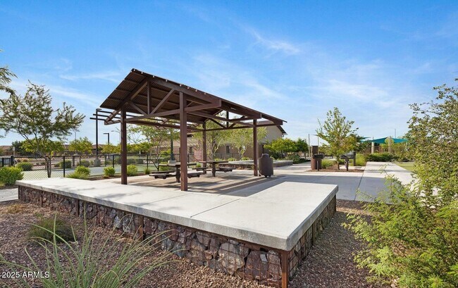 Building Photo - 9382 W Louise Dr