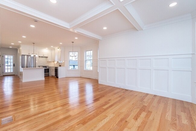 Building Photo - 20 Sheridan Ave