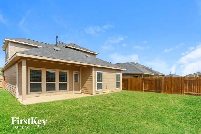 Building Photo - 7215 Victorville Dr