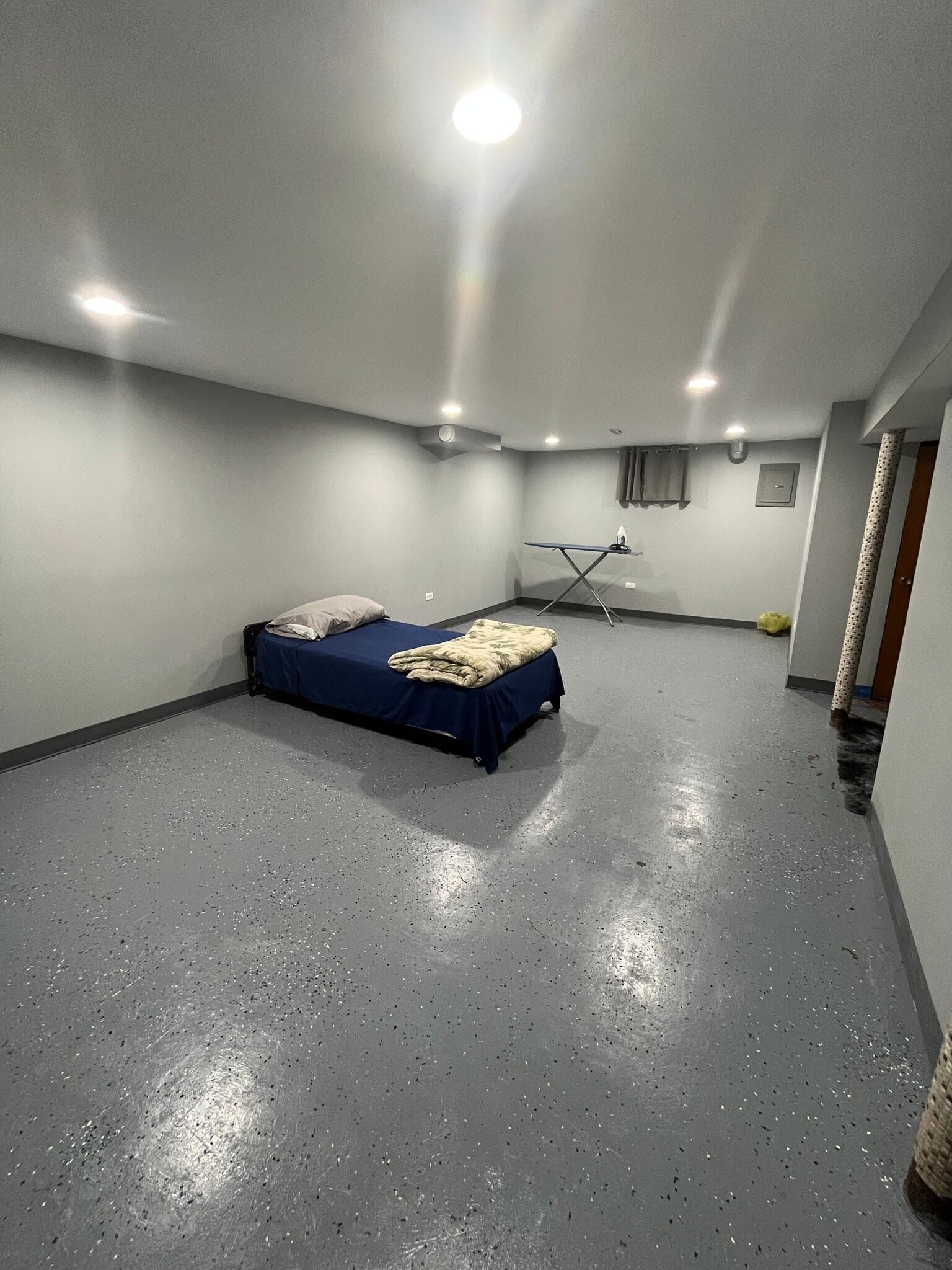 Building Photo - 9000 S Wabash Ave