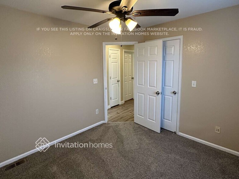 Building Photo - 10671 Cherrybrook Cir