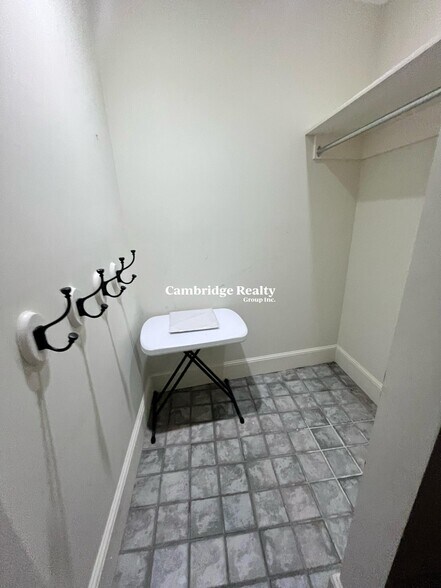 Building Photo - 151 Highland St