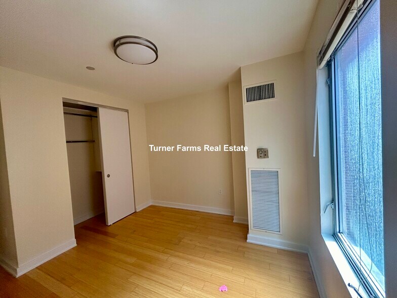 Building Photo - 38 Boylston St