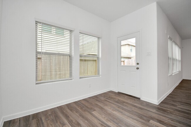 Building Photo - 15851 Bremore Dr