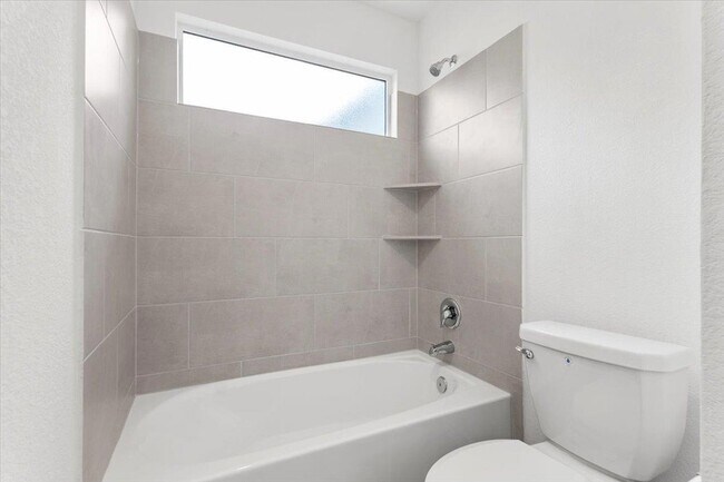 Building Photo - 316 Keefer