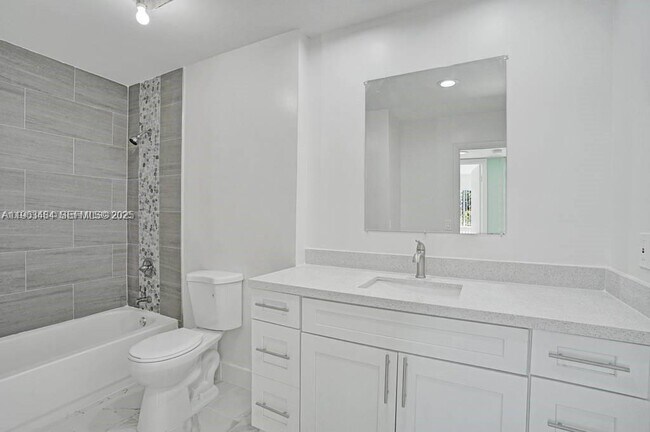 Building Photo - 10725 Cleary Blvd