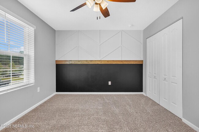 Building Photo - 150 Logrono Ct