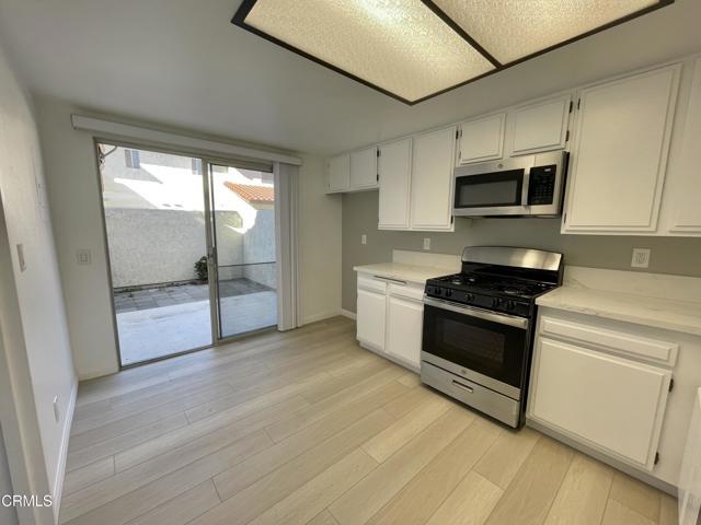 Building Photo - 434 E Bard Rd