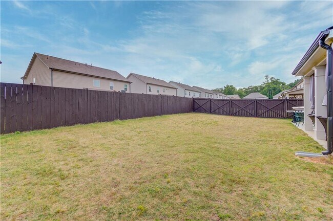 Building Photo - 404 Henson Farm Dr
