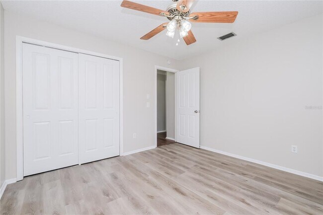 Building Photo - 1202 MacFarlane Ave