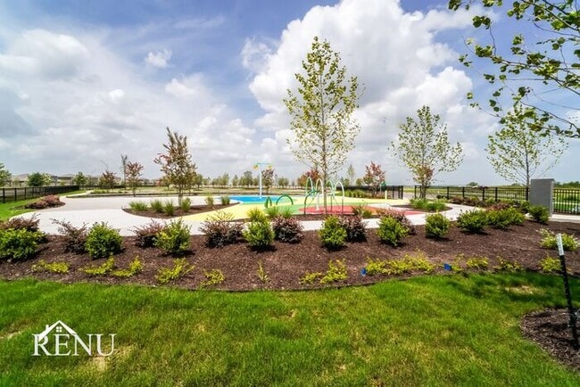 Building Photo - 2822 Citron Garden