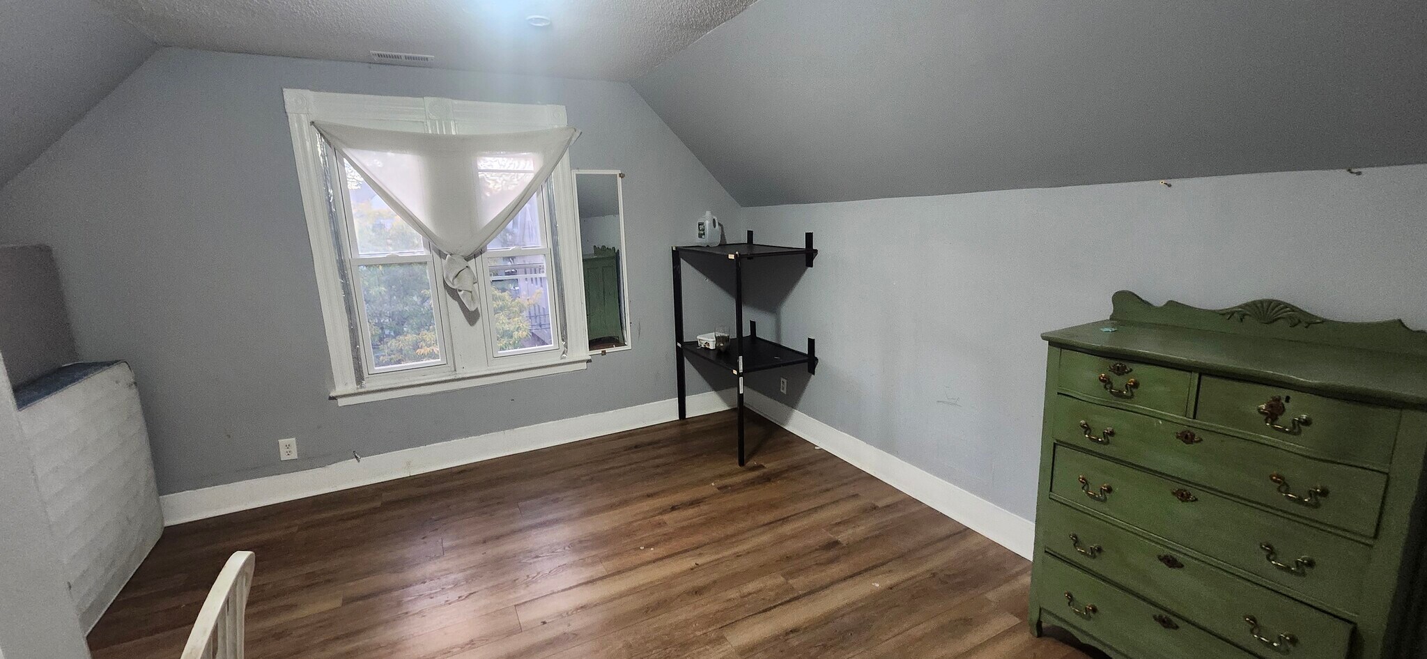 Building Photo - 49 Carmel St