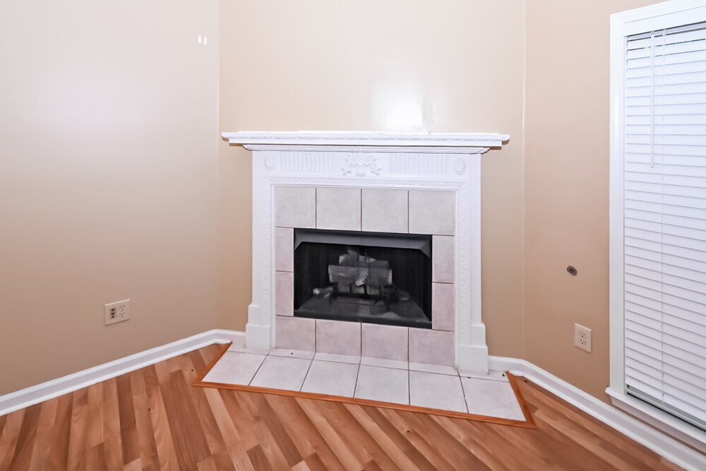Building Photo - 9224 Chimneyrock Blvd.
