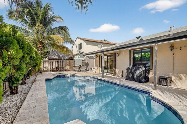 Building Photo - 691 Willow Grove Terrace