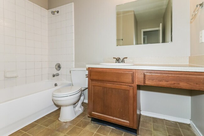 Building Photo - 1415 Grand Prince Ln