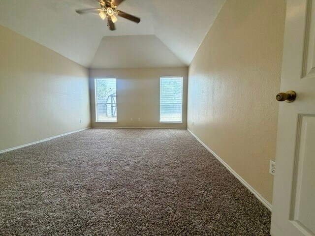 Building Photo - 1611 Windcastle Dr