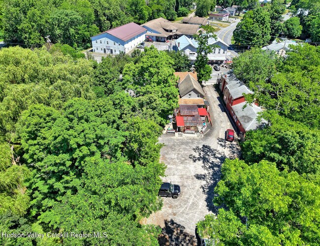 Building Photo - 3667 Rte 67