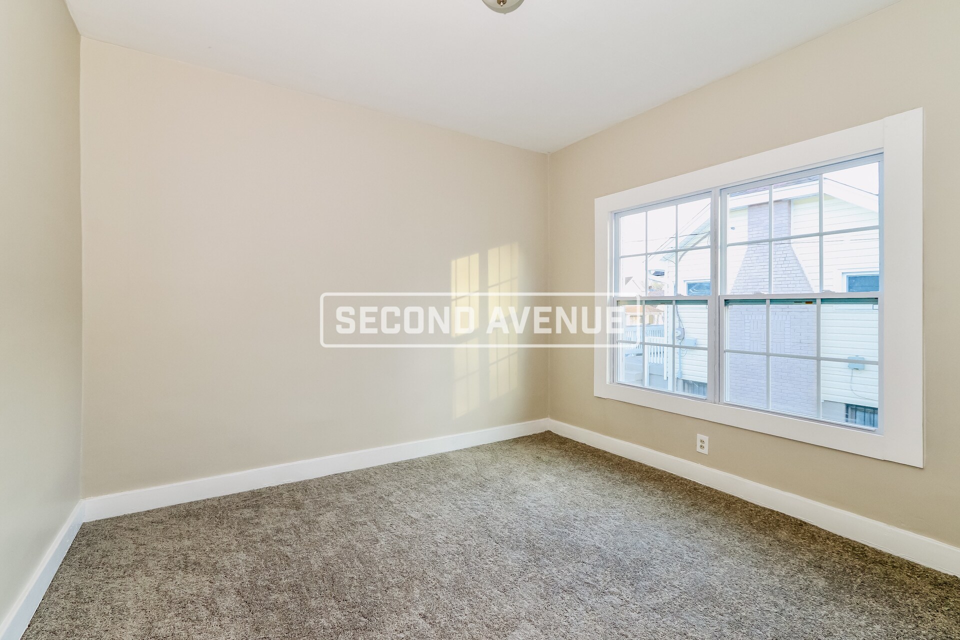 Building Photo - 302 Cecil Ave