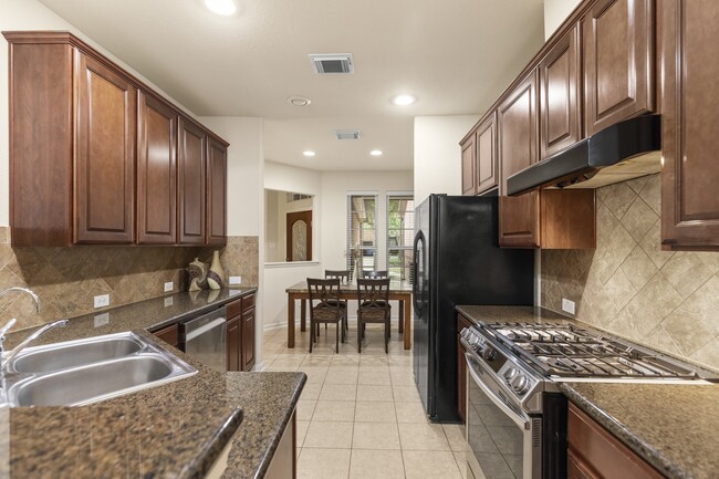 Building Photo - 1146 Glenwood Canyon Ln