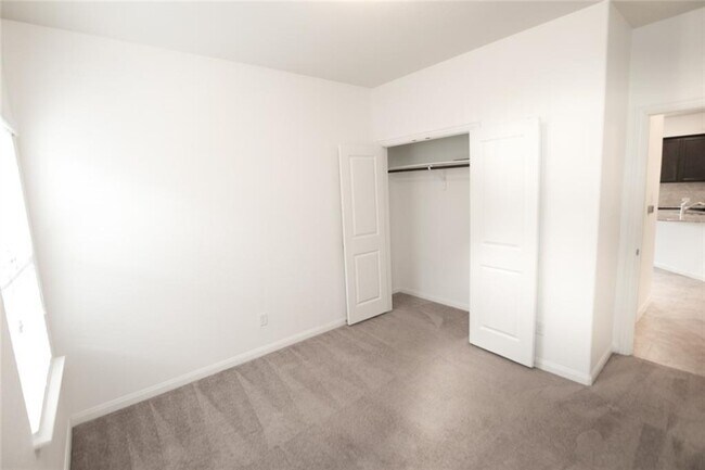 Building Photo - 361 Shale Cir