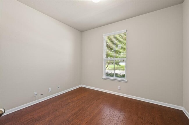Building Photo - 1804 Colorado Bend Dr